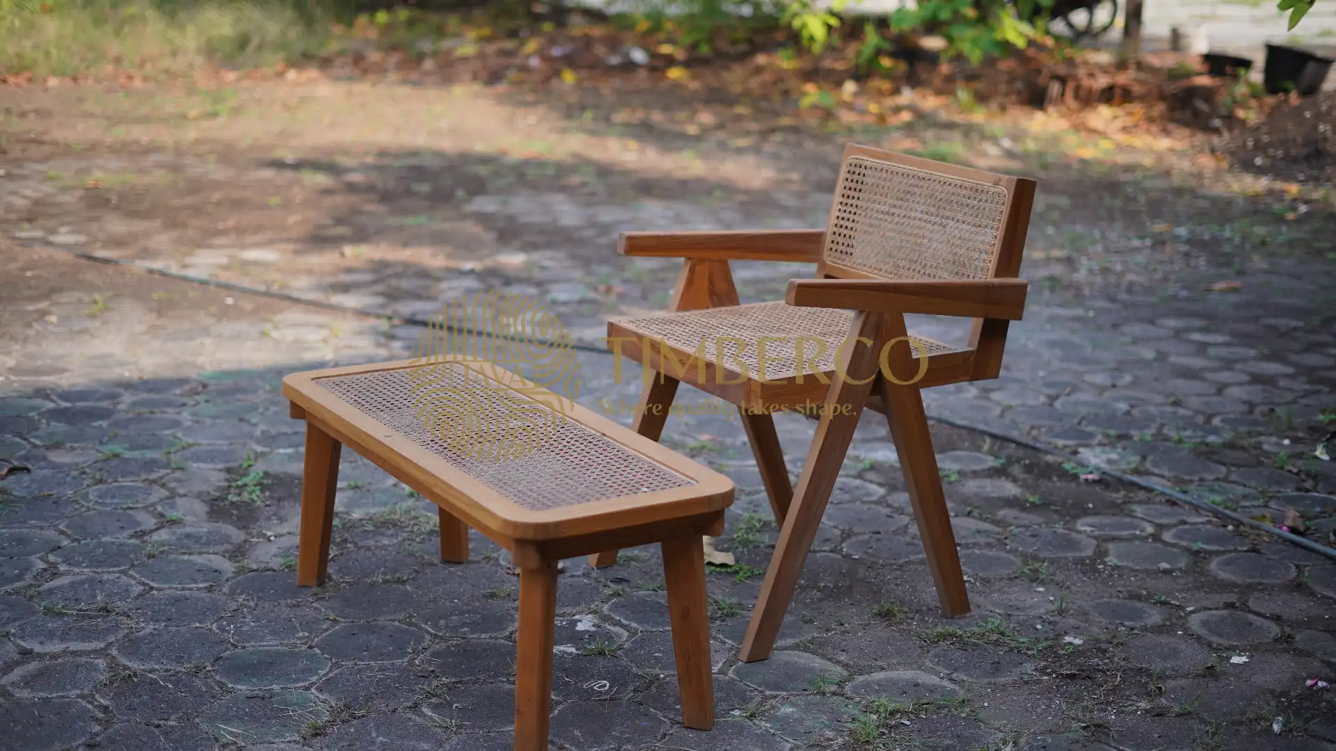 Keunggulan Furniture Jepara: Mengapa Mebel Jati Jepara Jadi Pilihan Utama Interior Dunia