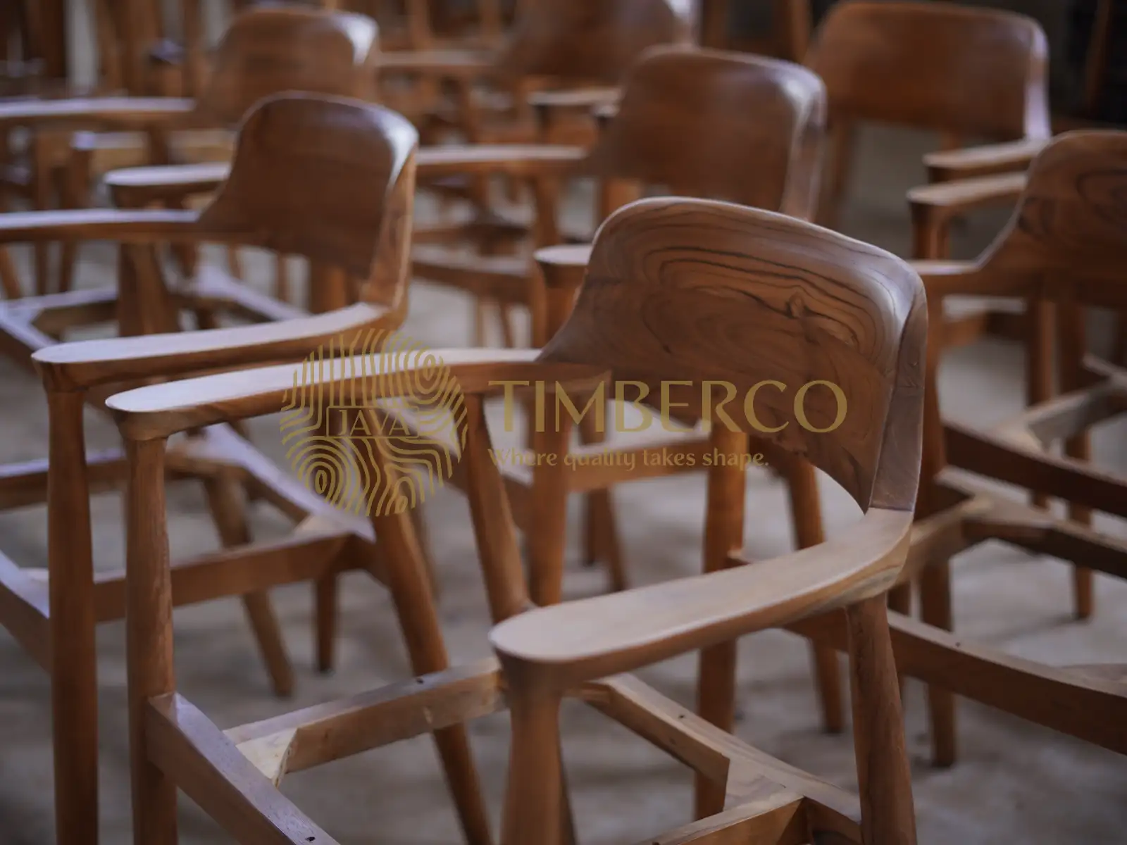 Guide to Choosing Superior Teak Furniture