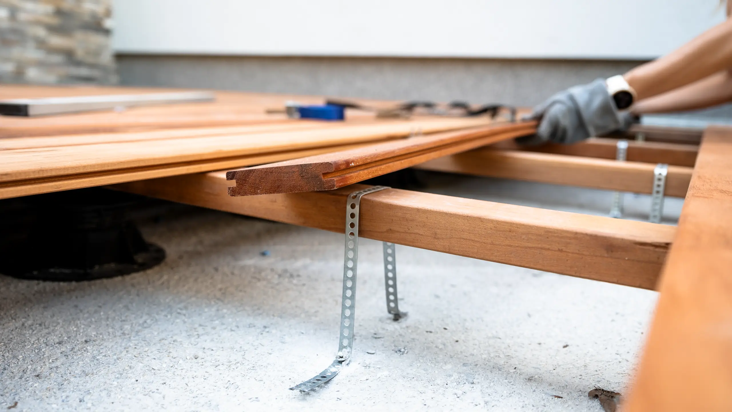 Bed Frame Jati Minimalis untuk Interior Modern