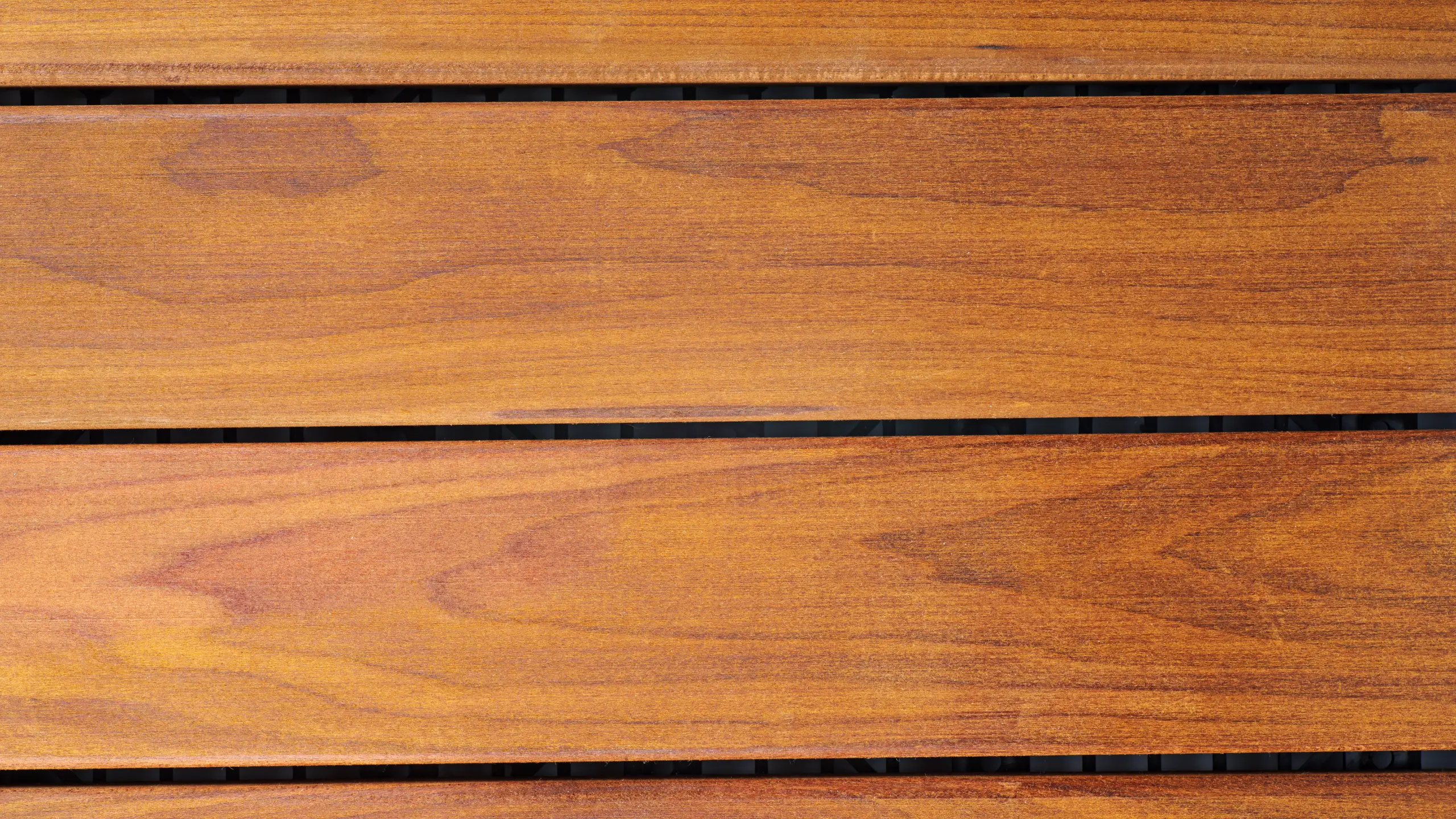 Kekuatan Kayu Solid Jati untuk Penggunaan Intensif